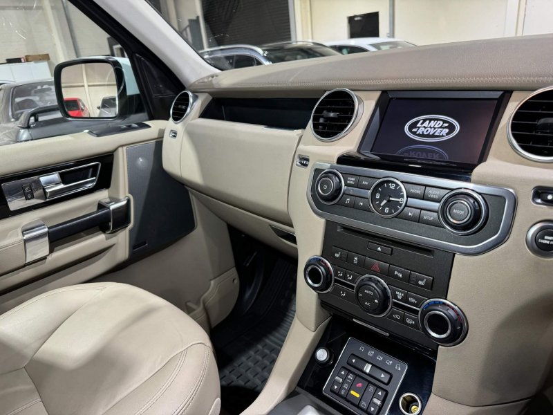 LAND ROVER DISCOVERY 4