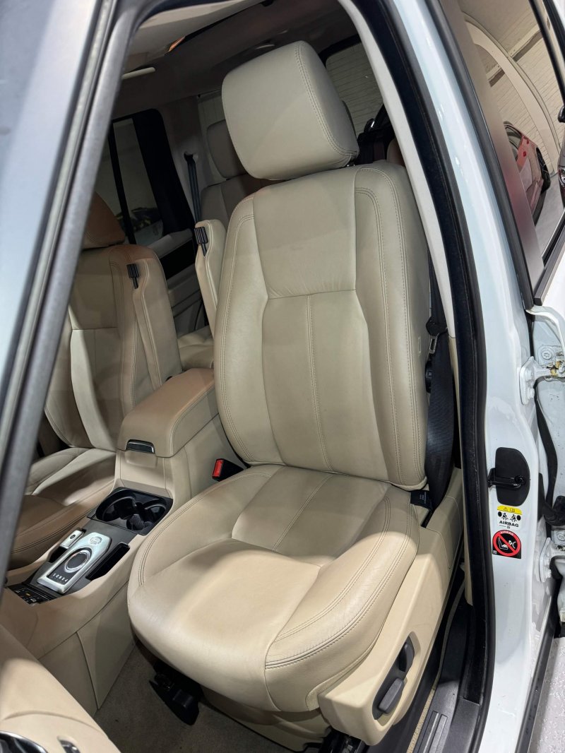 LAND ROVER DISCOVERY 4