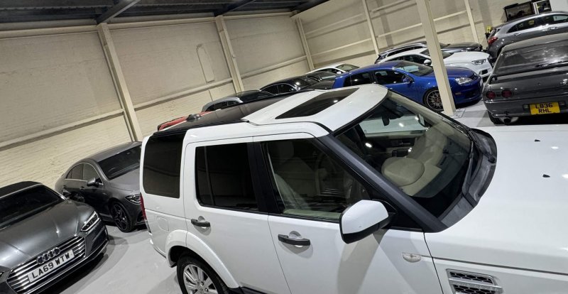 LAND ROVER DISCOVERY 4