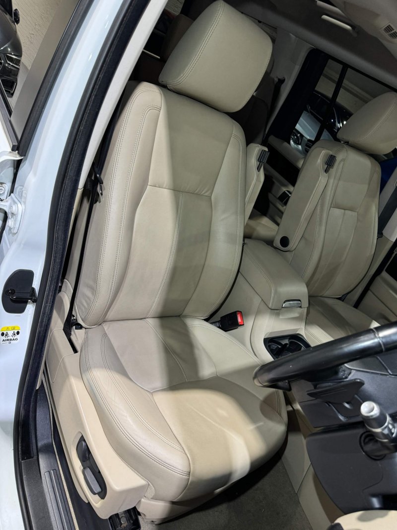 LAND ROVER DISCOVERY 4