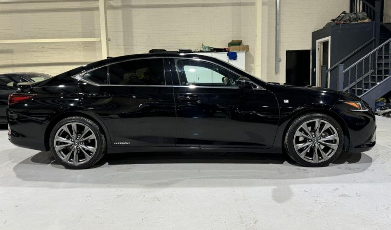 LEXUS ES 300H
