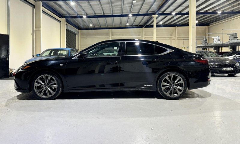 LEXUS ES 300H