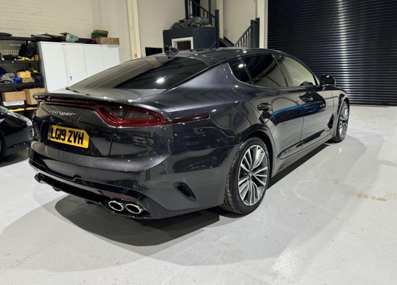 KIA STINGER