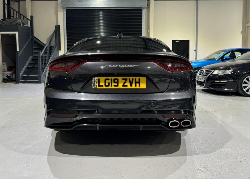 KIA STINGER