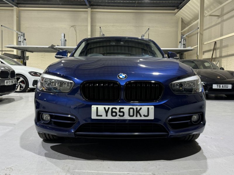 BMW 1 SERIES