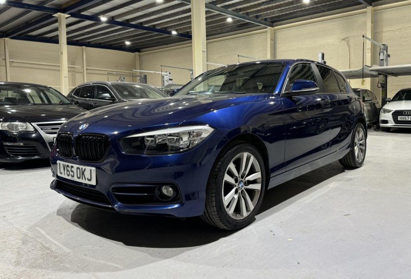 BMW 1 SERIES