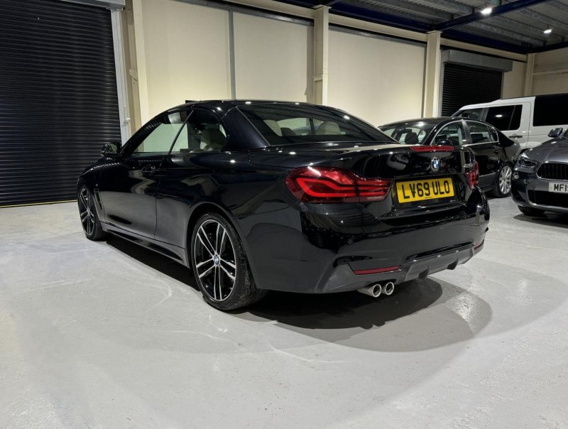 BMW 4 SERIES