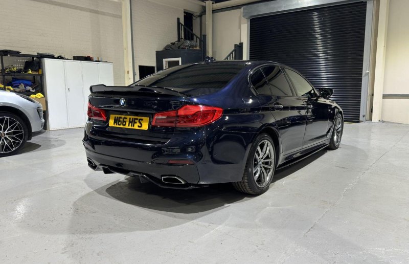 BMW 5 SERIES