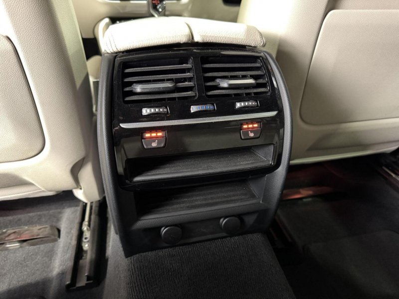 BMW 6 SERIES